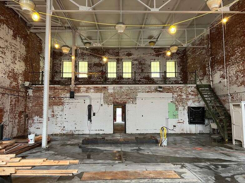 536 Wabash, Indianapolis, IN à louer - Photo principale – Image 1 sur 4