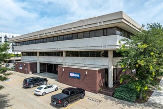 Plus de détails pour 425 Cedar St, Waterloo, IA - Bureau à vendre