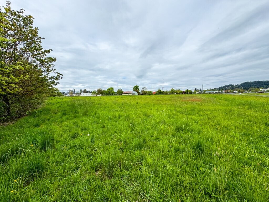 1511 SE Eaton Blvd, Battle Ground, WA à vendre Photo principale– Image 1 sur 4