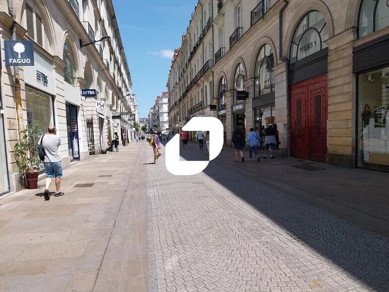 Bureau dans Nantes à vendre - Photo de l’immeuble – Image 1 sur 2