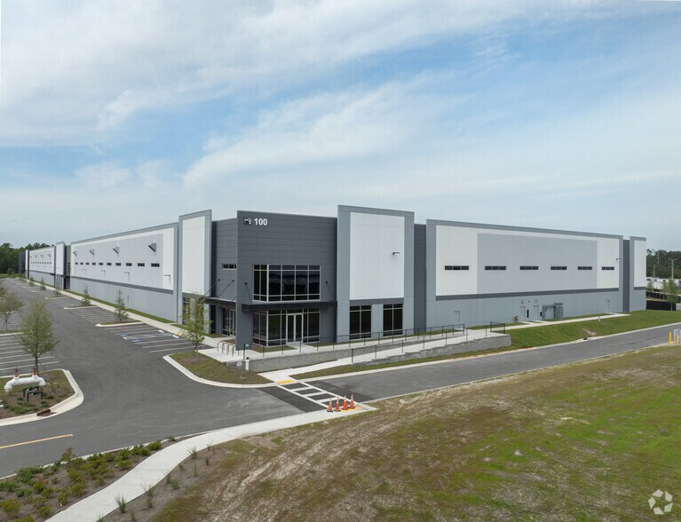 7489 Commonwealth Ave, Jacksonville, FL à louer - Photo de l’immeuble – Image 2 sur 13