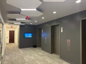 8521 Leesburg Pike, Vienna, VA à louer Photo intérieure– Image 1 sur 7