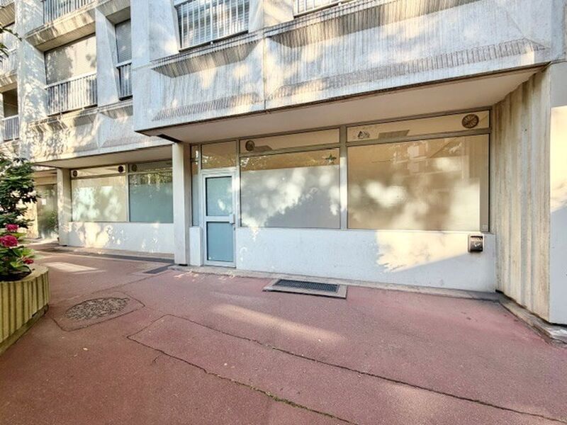 119 Rue Des Pyrénées, Paris à louer Photo de l’immeuble– Image 1 sur 8