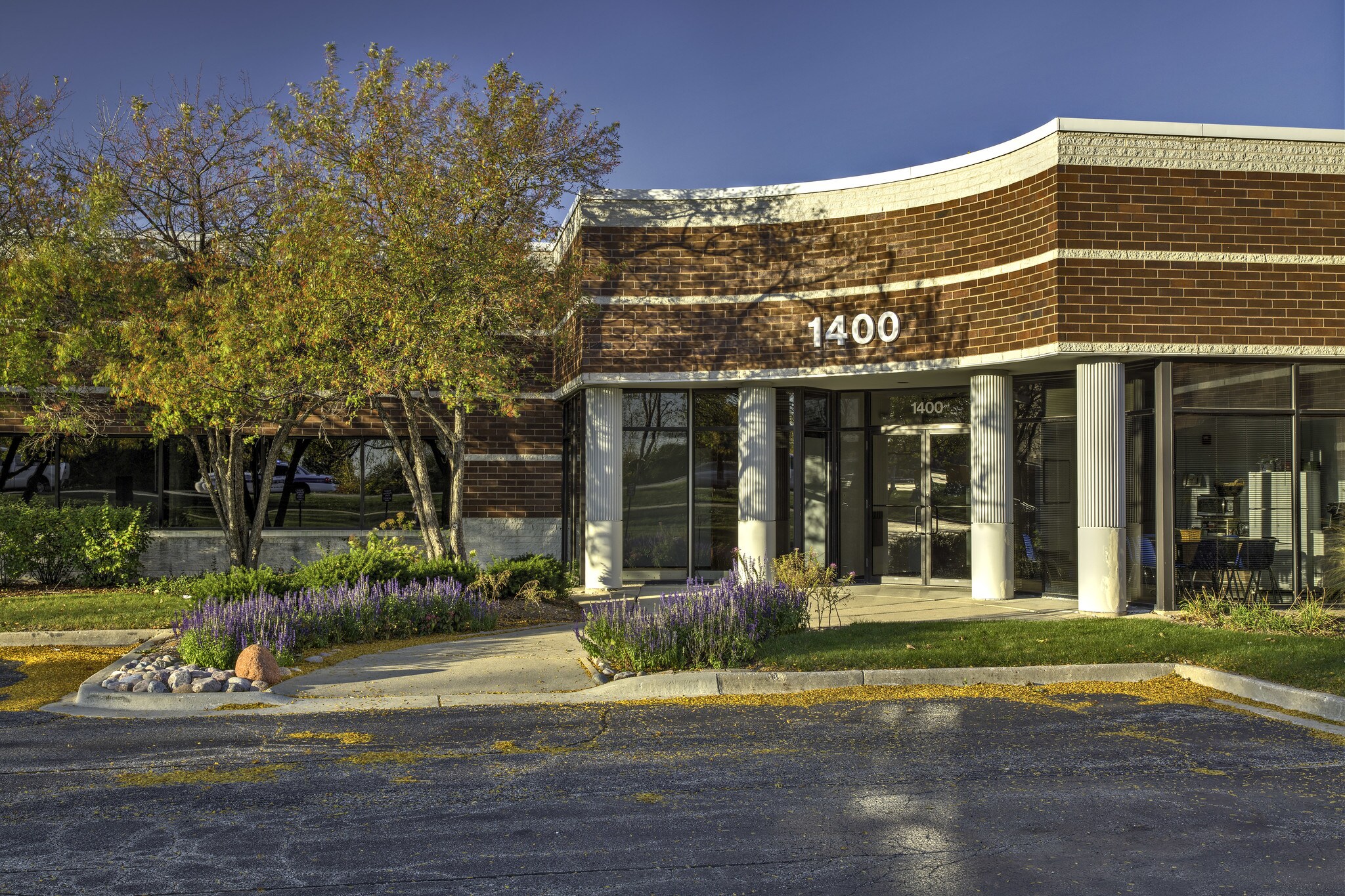 1400 E Lake Cook Rd, Buffalo Grove, IL à louer Photo de l’immeuble– Image 1 sur 2
