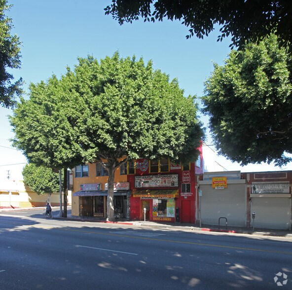 2031-2035 E Cesar E Chavez Ave, Los Angeles, CA à vendre - Photo de l’immeuble – Image 3 sur 3