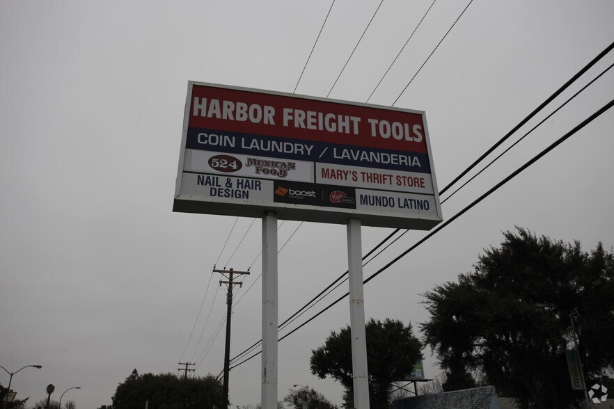 2357-2411 Northgate Blvd, Sacramento, CA à louer - Photo de l’immeuble – Image 3 sur 7