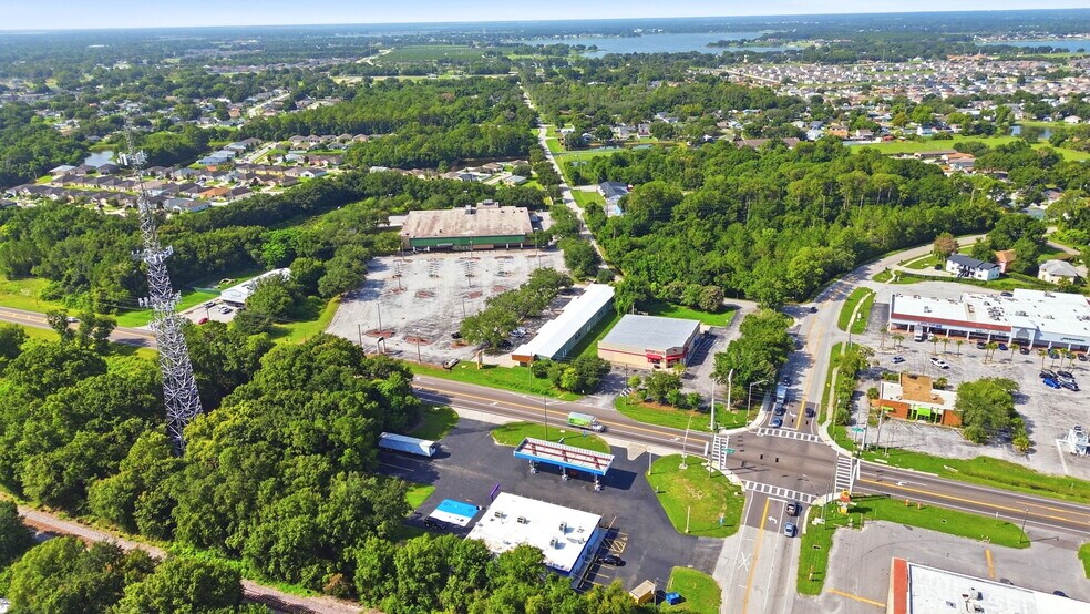 2590 Recker Hwy, Winter Haven, FL à vendre - Photo de l’immeuble – Image 3 sur 36