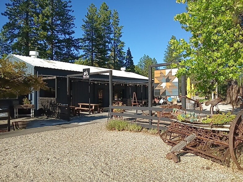 3400 Carson Ct, Placerville, CA à vendre - Photo de l’immeuble – Image 2 sur 11