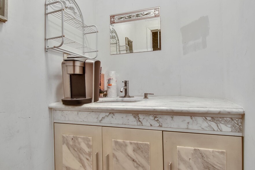 507-511 45th St, Union City, NJ à louer - Photo intérieure – Image 3 sur 13