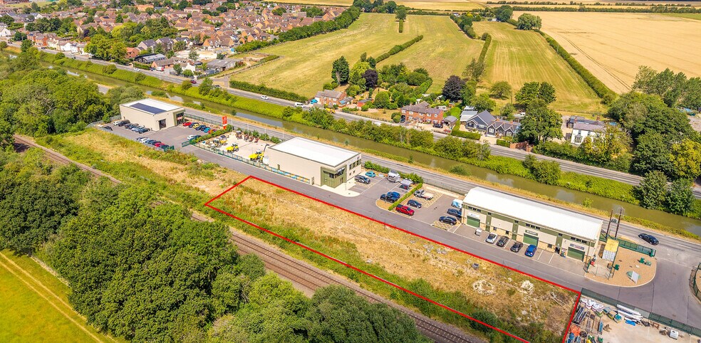 Lincoln Rd, Saxilby à vendre - Photo de l’immeuble – Image 2 sur 9