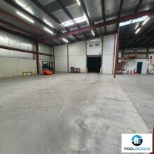 Industriel/Logistique dans Gières à vendre Photo intérieure– Image 1 sur 29