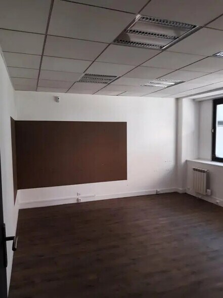Bureau dans Rennes à louer - Photo de l’immeuble – Image 3 sur 9