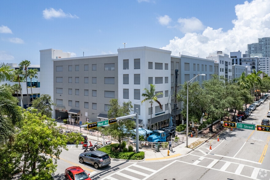 959 West Ave, Miami Beach, FL à louer - Photo principale – Image 1 sur 26