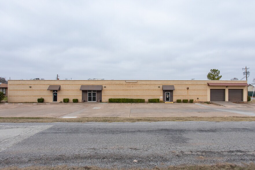 2200 5th St, Wichita Falls, TX à vendre - Photo de l’immeuble – Image 1 sur 49