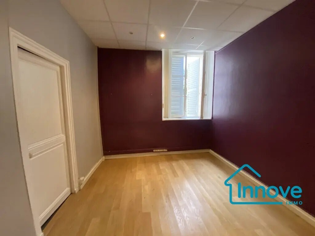 19 Rue Baillet Réviron, Versailles, YVE 78000 -  -  - Photo intérieure - Image 1 of 3