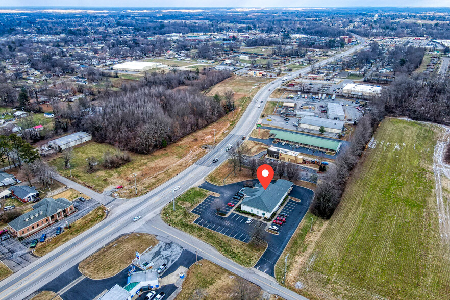 420 Highway 52 W, Portland, TN à vendre - Photo de l’immeuble – Image 2 sur 3
