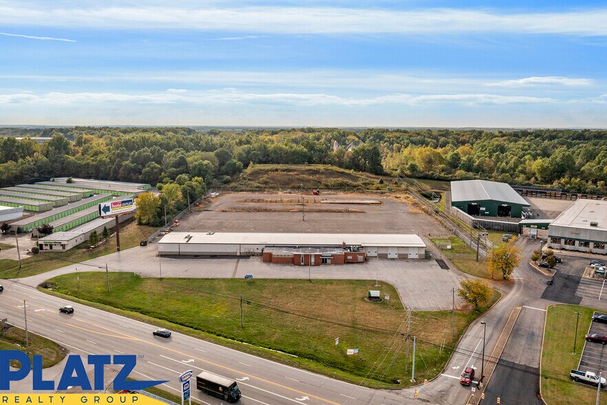 3801 Elm Rd NE, Warren, OH à louer - Photo de l’immeuble – Image 3 sur 12