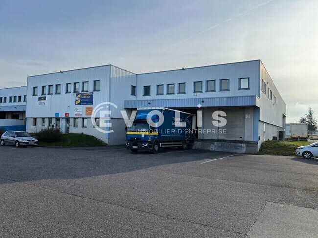 Plus de détails pour Bureau, Industriel/Logistique à louer