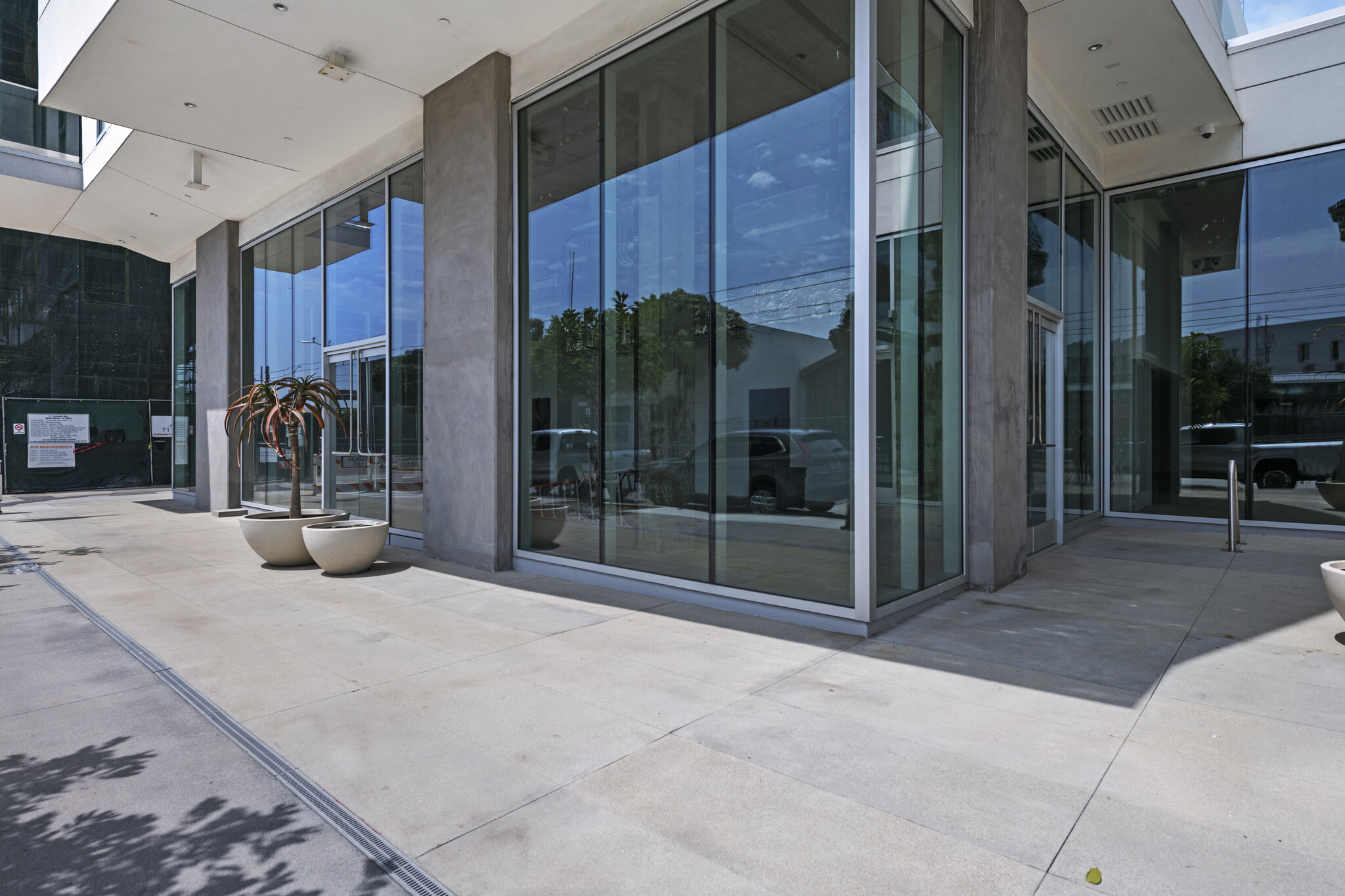 1550 Lincoln Blvd, Santa Monica, CA à louer Photo de l’immeuble– Image 1 sur 1