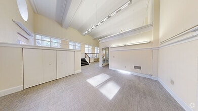 43 Thorndike St, Cambridge, MA à louer Numérisation 3D Matterport– Image 1 sur 16