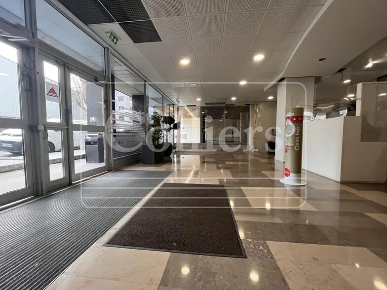 21-23 Rue Des Ardennes, Paris à louer - Photo de l’immeuble – Image 2 sur 20