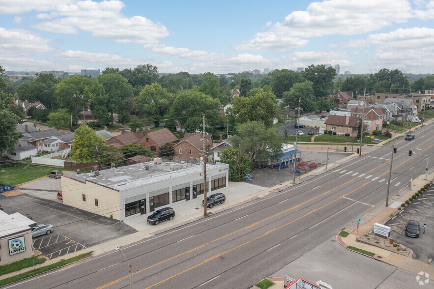 2115-2119 S Big Bend Blvd, Saint Louis, MO à vendre - Aérien – Image 2 sur 9