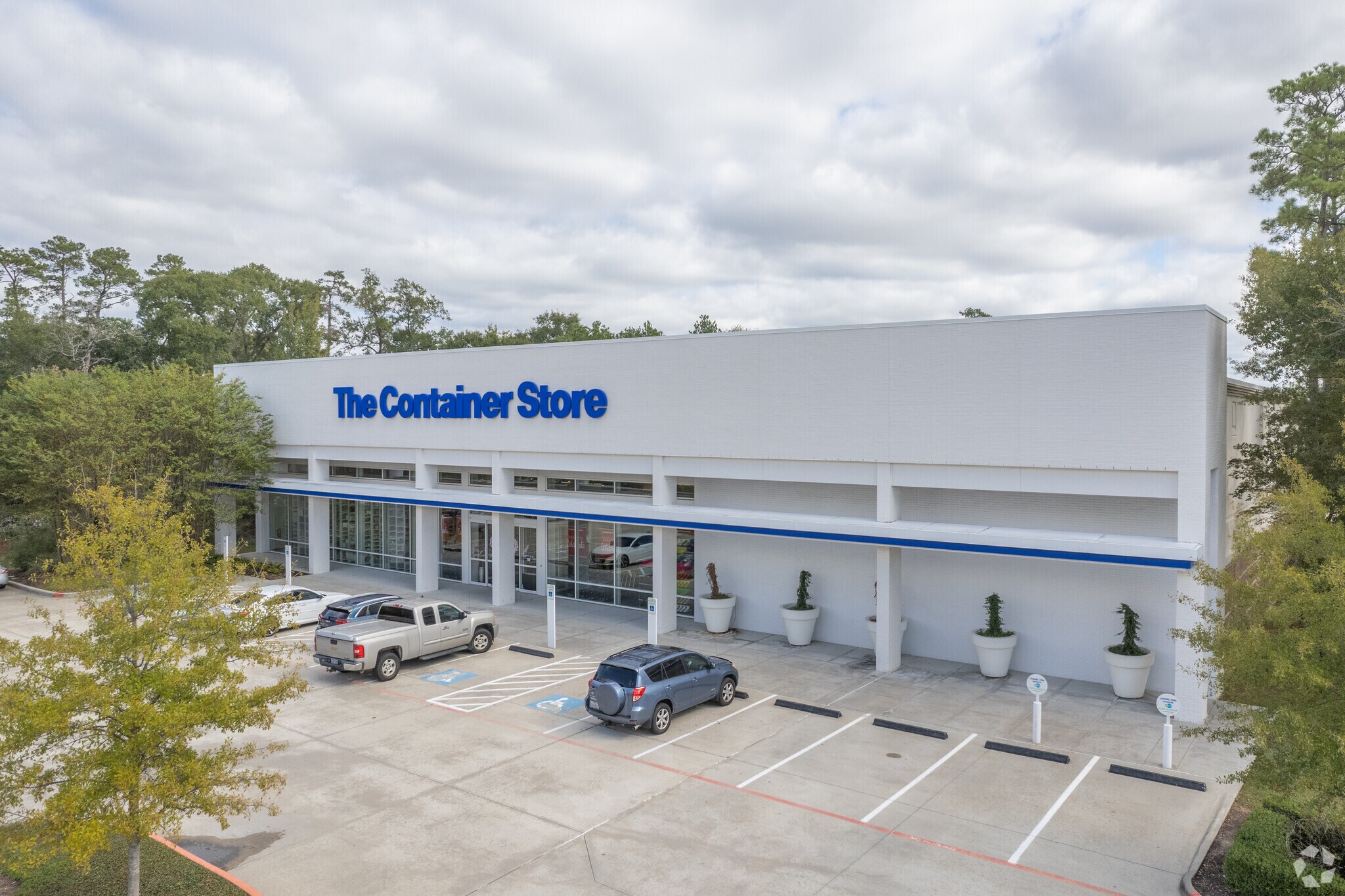 Jared and The Container Store portefeuille de 2 biens à vendre sur LoopNet.fr Photo principale– Image 1 sur 7