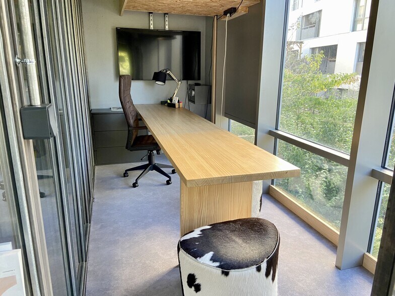 Bureau dans Bordeaux à louer - Photo de l’immeuble – Image 2 sur 8