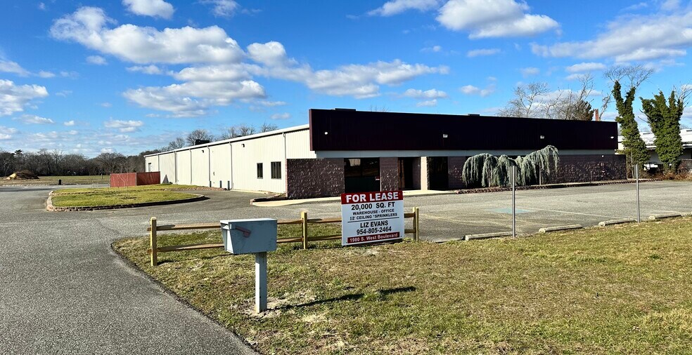 1980 S West Blvd, Vineland, NJ à louer - Photo de l’immeuble – Image 1 sur 4