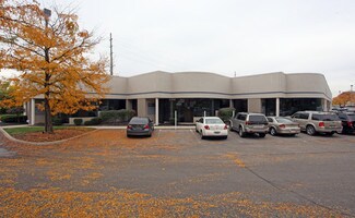 Plus de détails pour 733 Lakeview Plaza Blvd, Worthington, OH - Local d'activités à louer