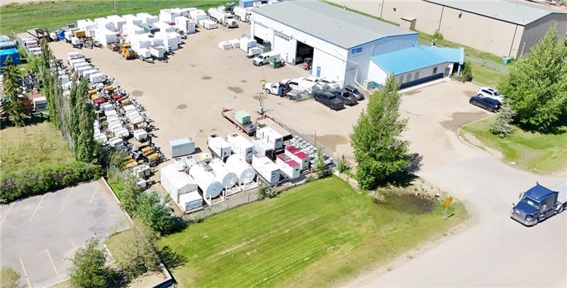 1400 10th St, Nisku, AB à louer - Aérien – Image 1 sur 4