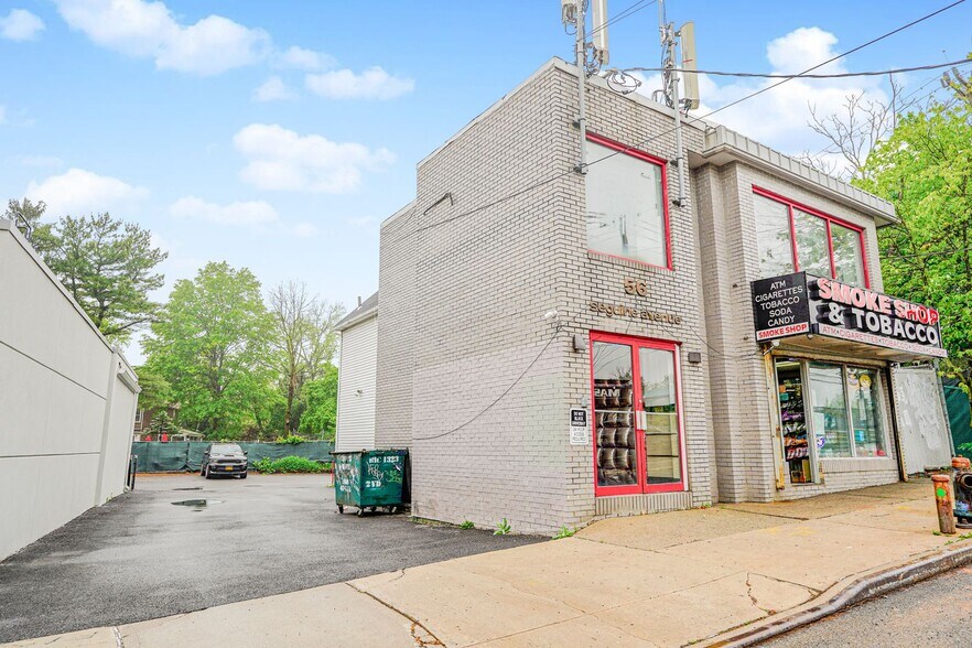 56 Seguine Ave, Staten Island, NY à louer - Photo de l’immeuble – Image 2 sur 6