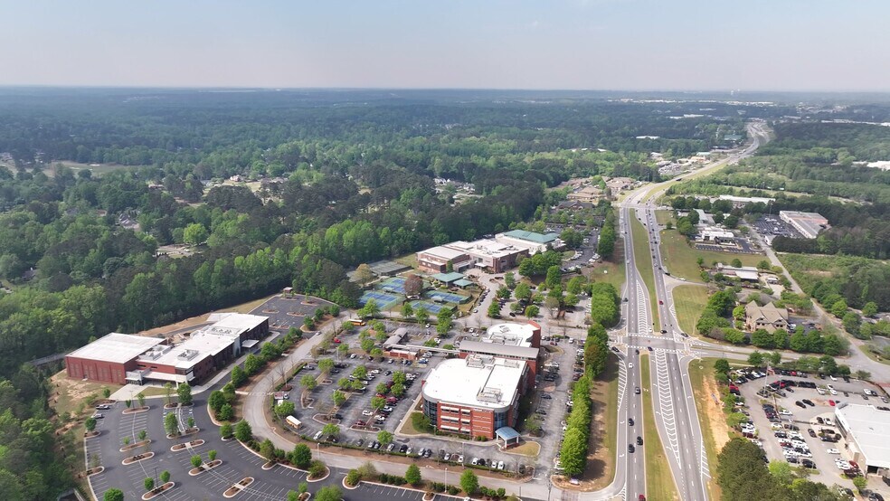 GA-34 Hwy, Newnan, GA à vendre - Vidéo sur l’annonce professionnelle – Image 2 sur 12