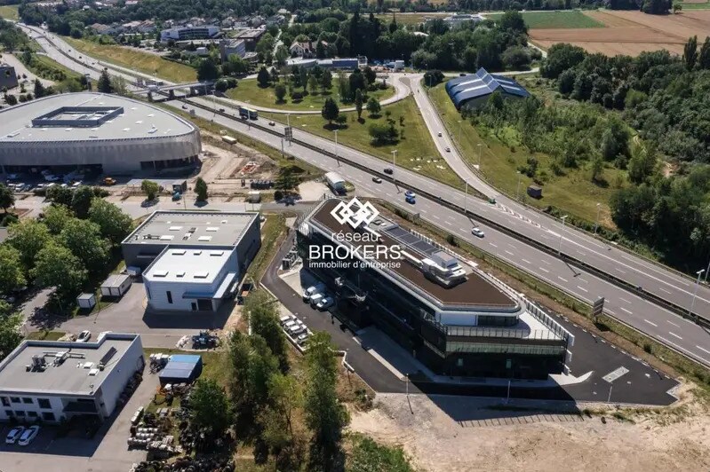 Industriel/Logistique dans Archamps à louer - Aérien – Image 1 sur 7