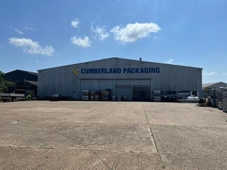 Plus de détails pour Aviation Way, Southend On Sea - Industriel/Logistique à louer
