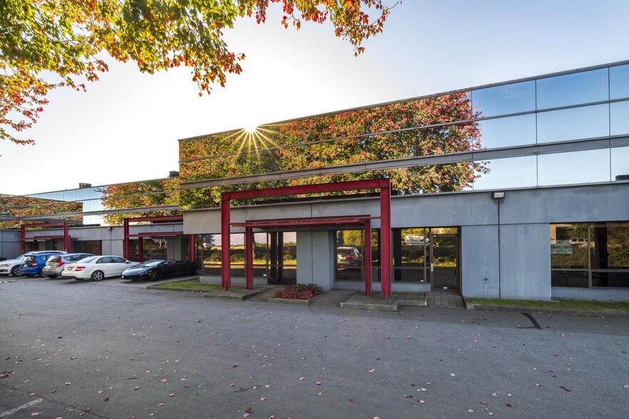 3850 Jacombs Rd, Richmond, BC à louer - Photo principale – Image 1 sur 4