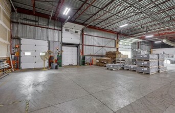 780 Rue Georges-Cros, Granby, QC à louer Photo intérieure– Image 1 sur 6