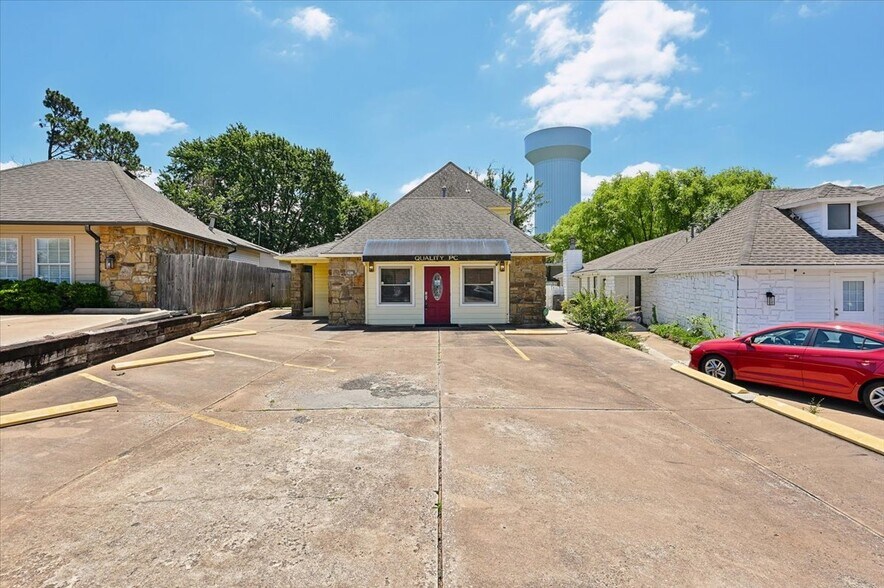 4940 E 73rd St, Tulsa, OK à vendre - Photo de l’immeuble – Image 2 sur 44