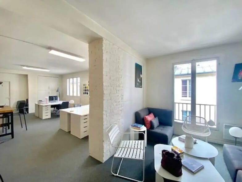 21 Rue Du Faubourg Saint-Antoine, Paris à louer - Photo de l’immeuble – Image 3 sur 15