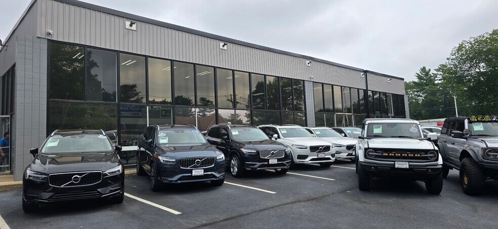 32 Schoosett St, Pembroke, MA à vendre - Photo de l’immeuble – Image 3 sur 15