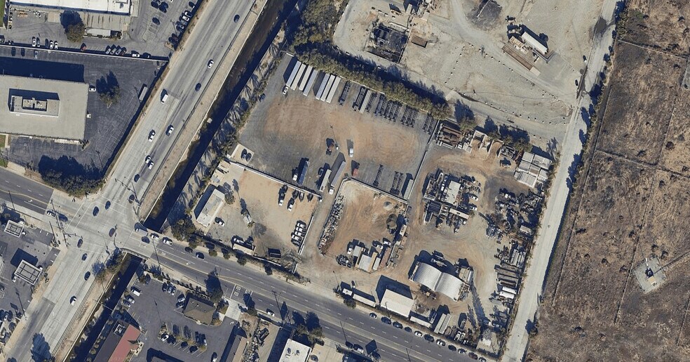 201 Longden Ave, Baldwin Park, CA à louer - Photo de l’immeuble – Image 2 sur 2