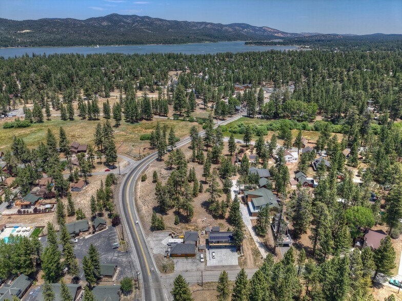0 Big Bear (No Address) blvd, Big Bear Lake, CA à vendre - Photo de l’immeuble – Image 3 sur 17