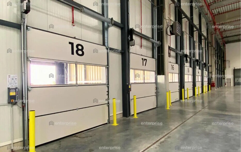 Industriel/Logistique dans Compiègne à louer - Photo de l’immeuble – Image 2 sur 6
