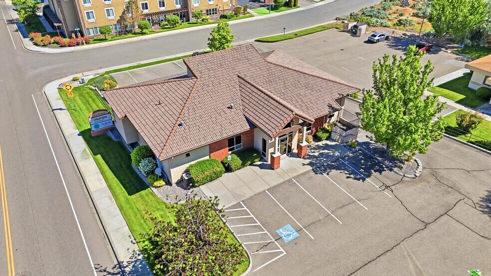 7139 W Hood Pl, Kennewick, WA à louer - Photo principale – Image 1 sur 4
