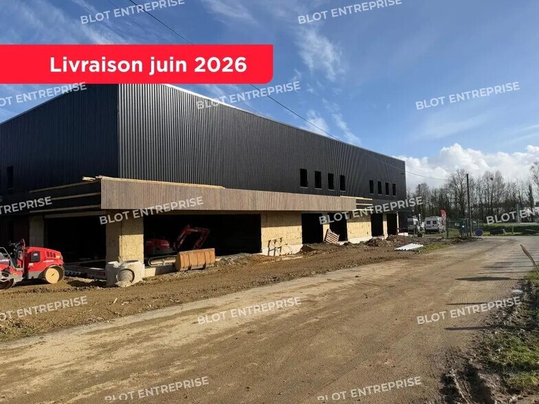 Local d'activités dans La Mézière à vendre - Photo de l’immeuble – Image 1 sur 7