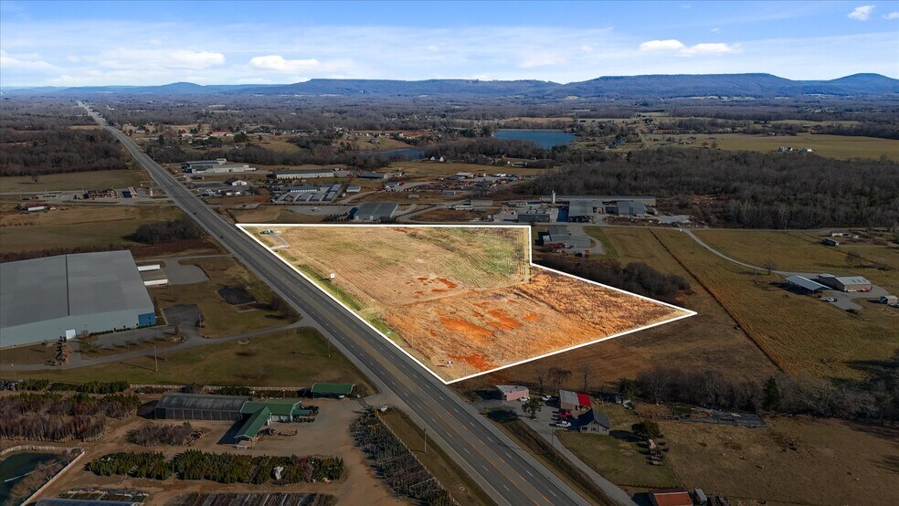 0 Manchester Hwy, Morrison, TN à vendre - Photo de l’immeuble – Image 3 sur 12