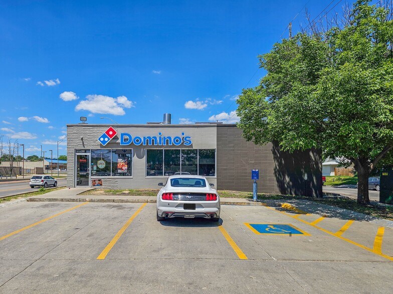 629 N Saddle Creek Rd, Omaha, NE à vendre - Photo de l’immeuble – Image 2 sur 16