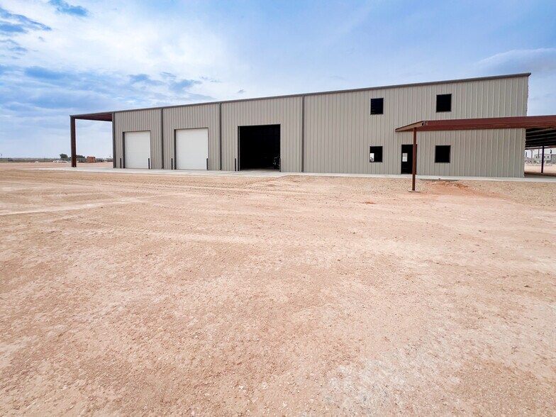 4601 CR 158, Midland, TX à louer - Photo de l’immeuble – Image 2 sur 13