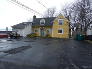 Plus de détails pour 4904 Lake Shore Rd, Hamburg, NY - Bureau à vendre