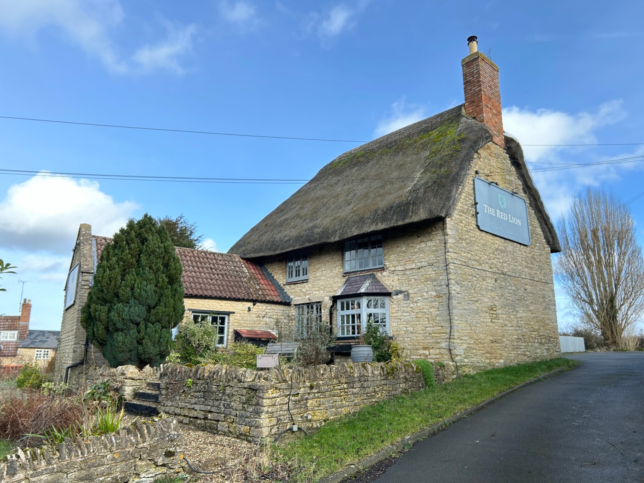 89 High St, Yardley Hastings à vendre Photo principale– Image 1 sur 11